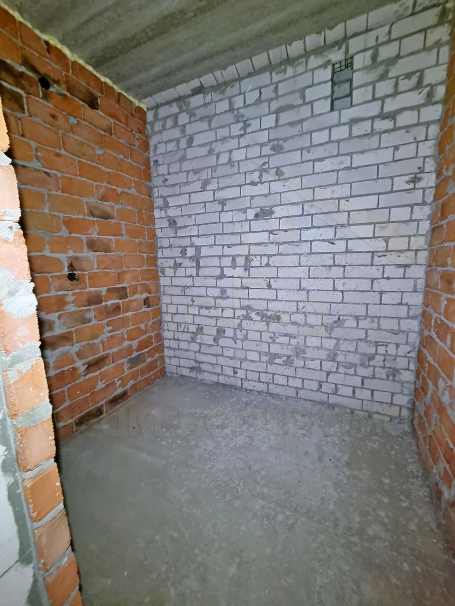 1866237859858618