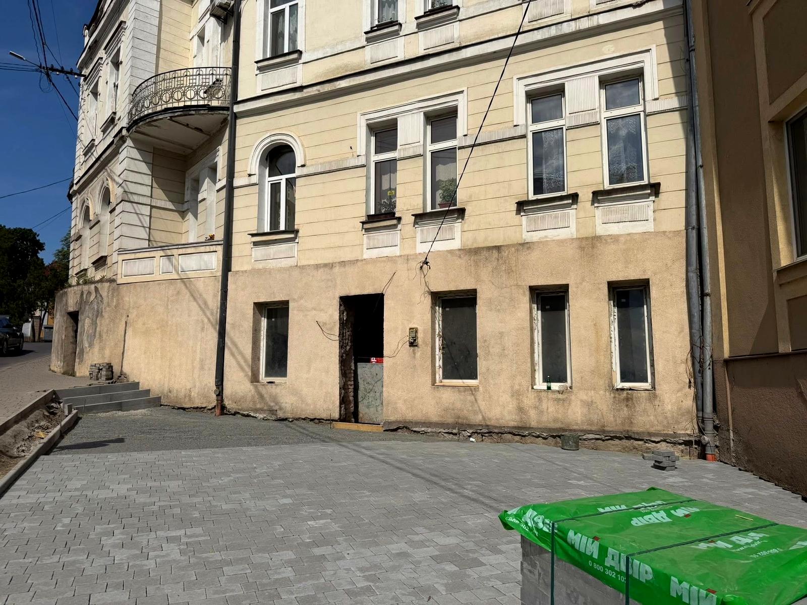 1866239485804282