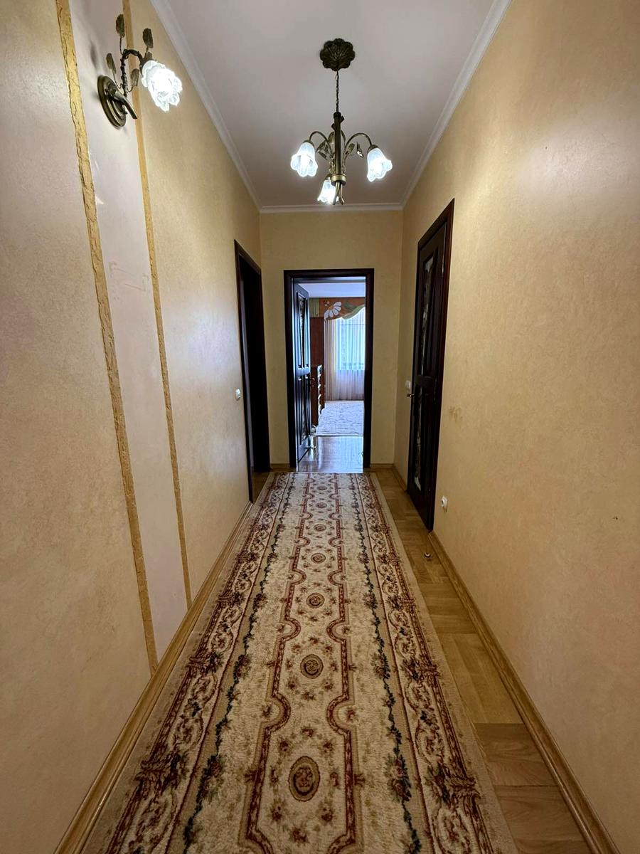 1866247799588926