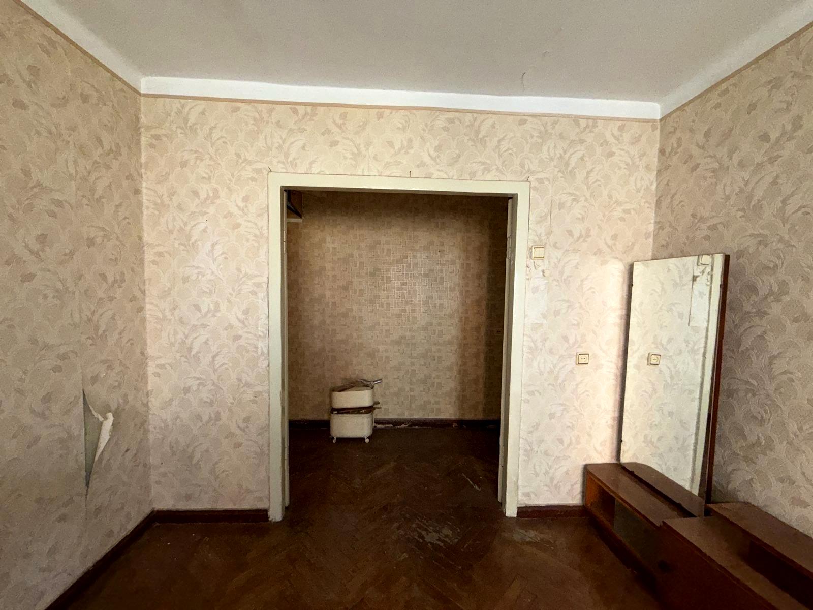 1866253787277243