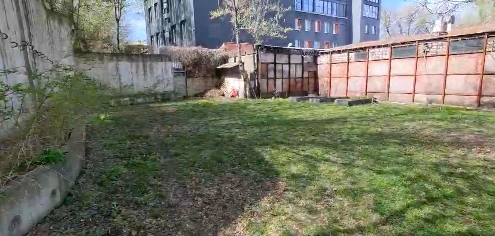 1866255234821334