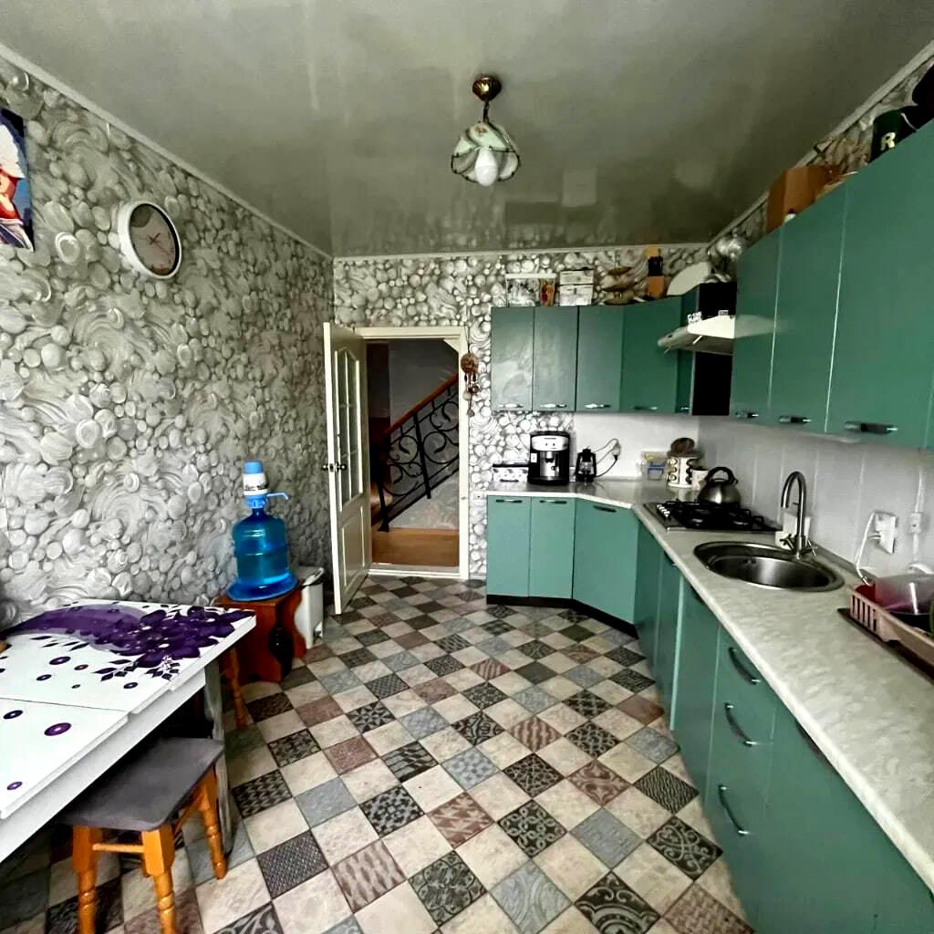 1866255944015034