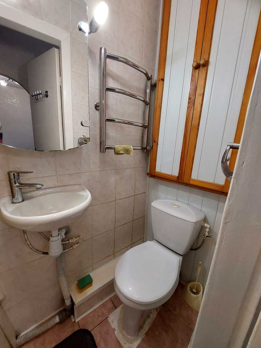 1866259115025175