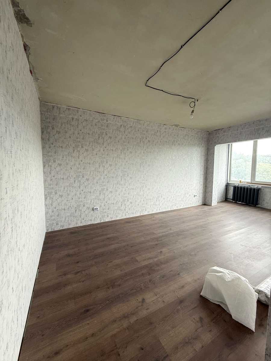 1866265845595548