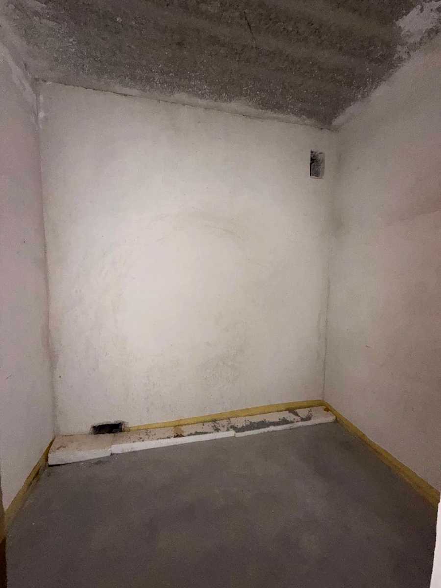 1866270833404321