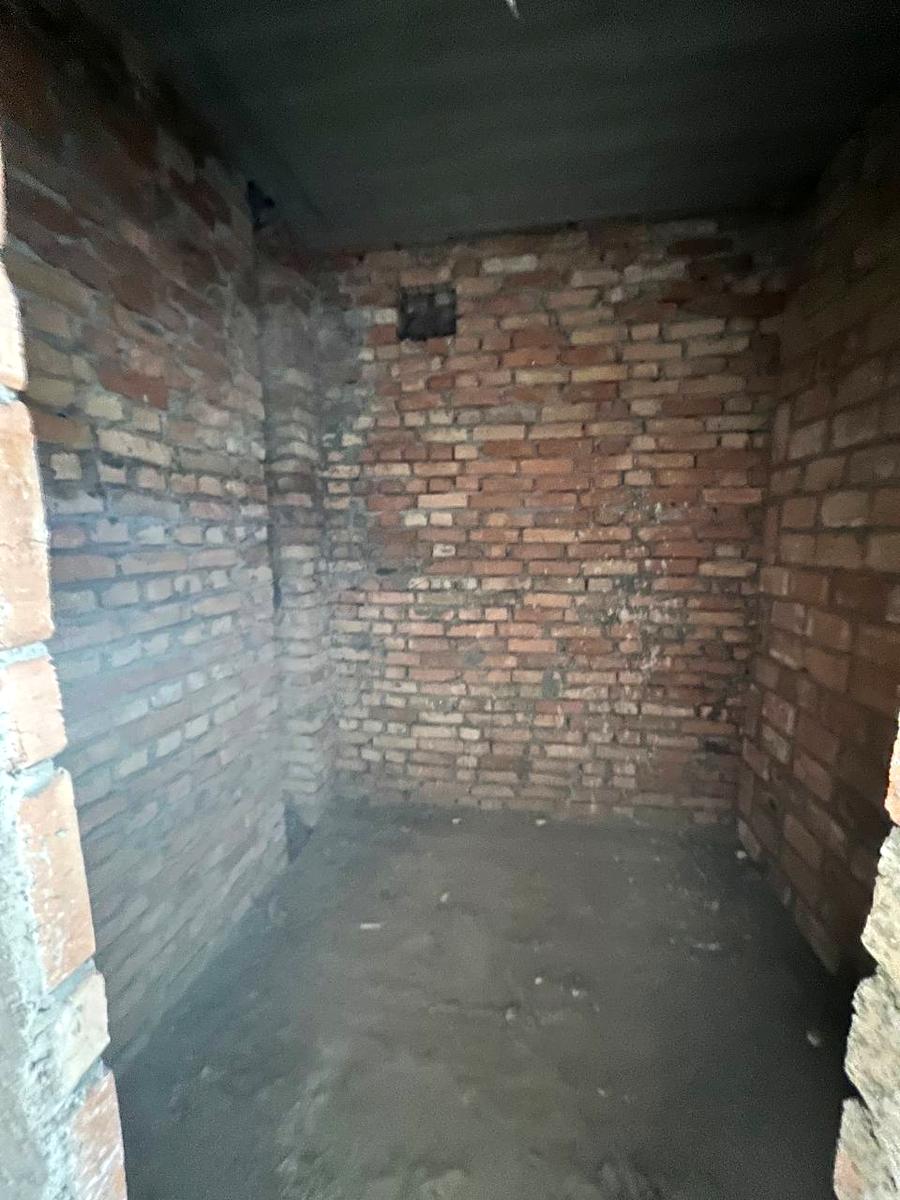 1866278665081833