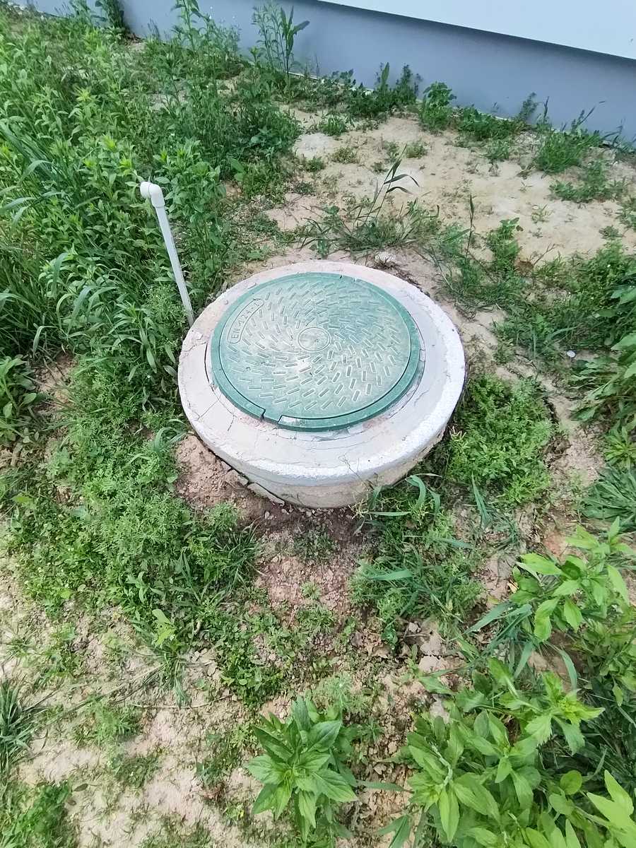 1866310836987600