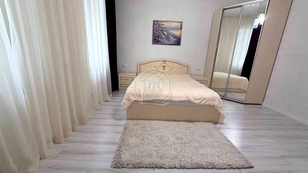 1866324905193558