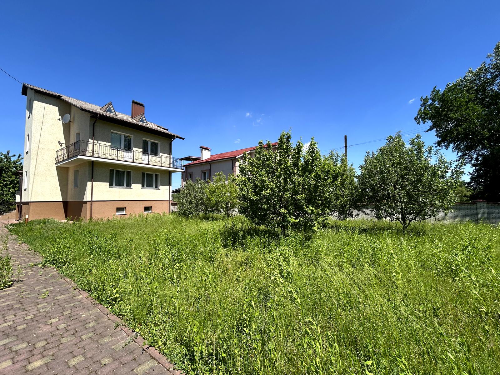 1866325259666323