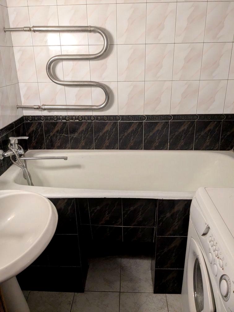 1866328985517836