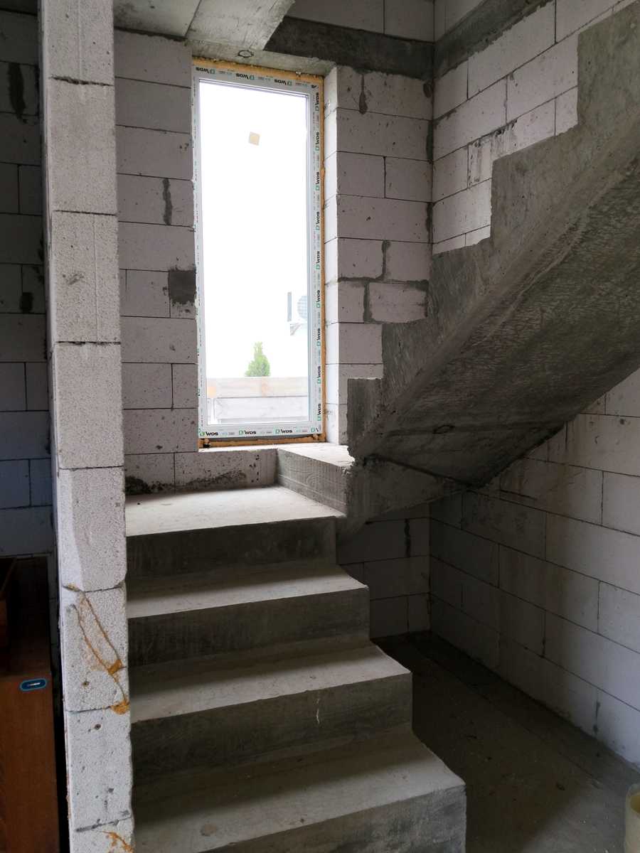 1866329864173128