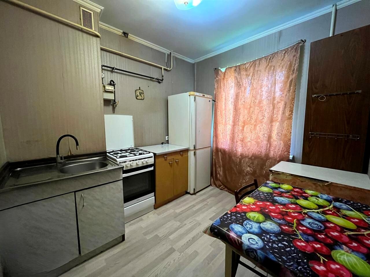 1866330168592227