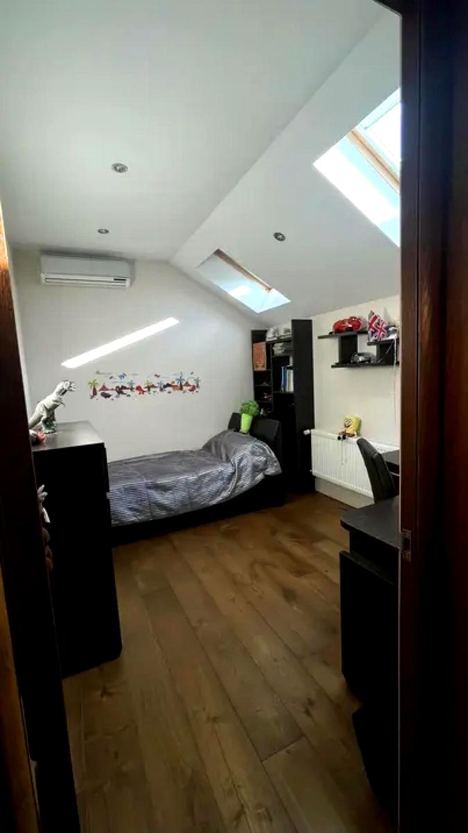 1866331575512597