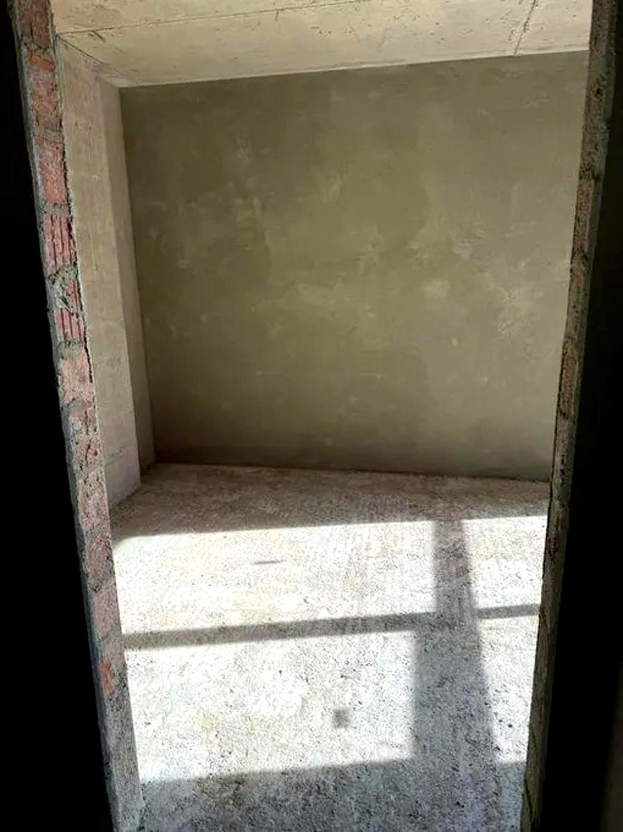 1866335271767318