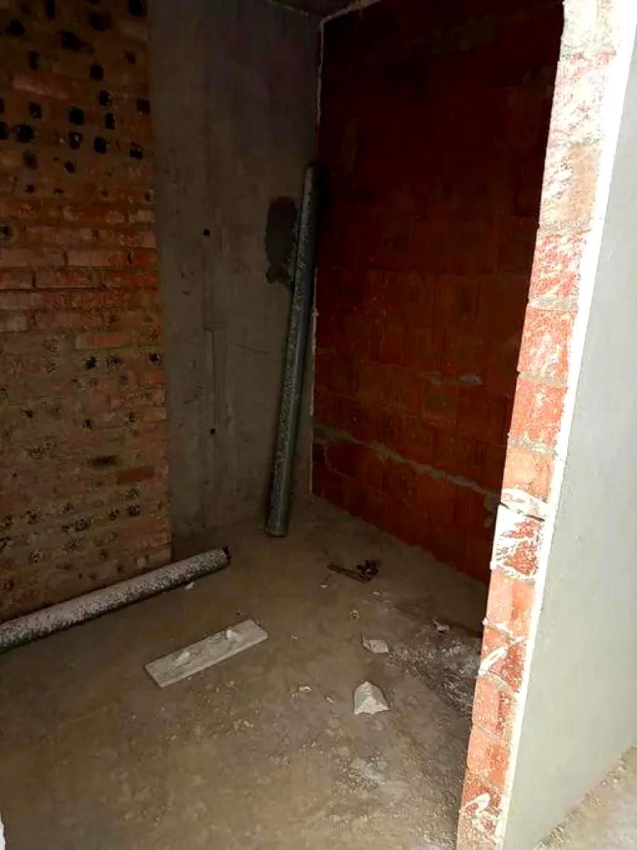 1866335292063002