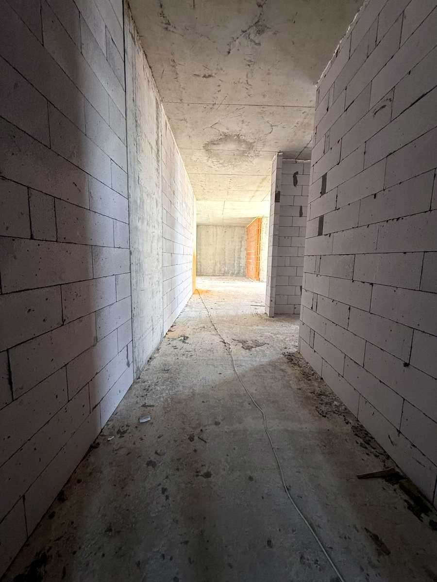 1866335671723812