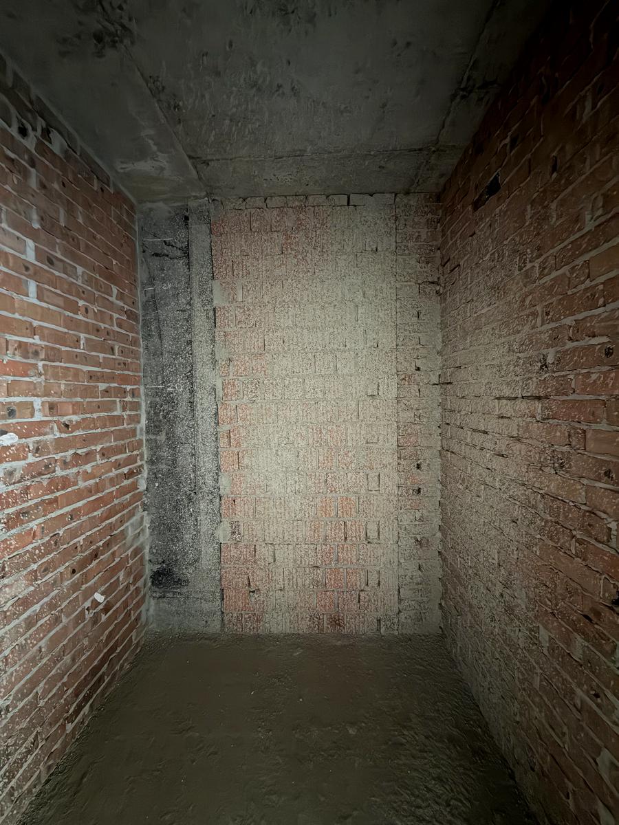 1866337105308307