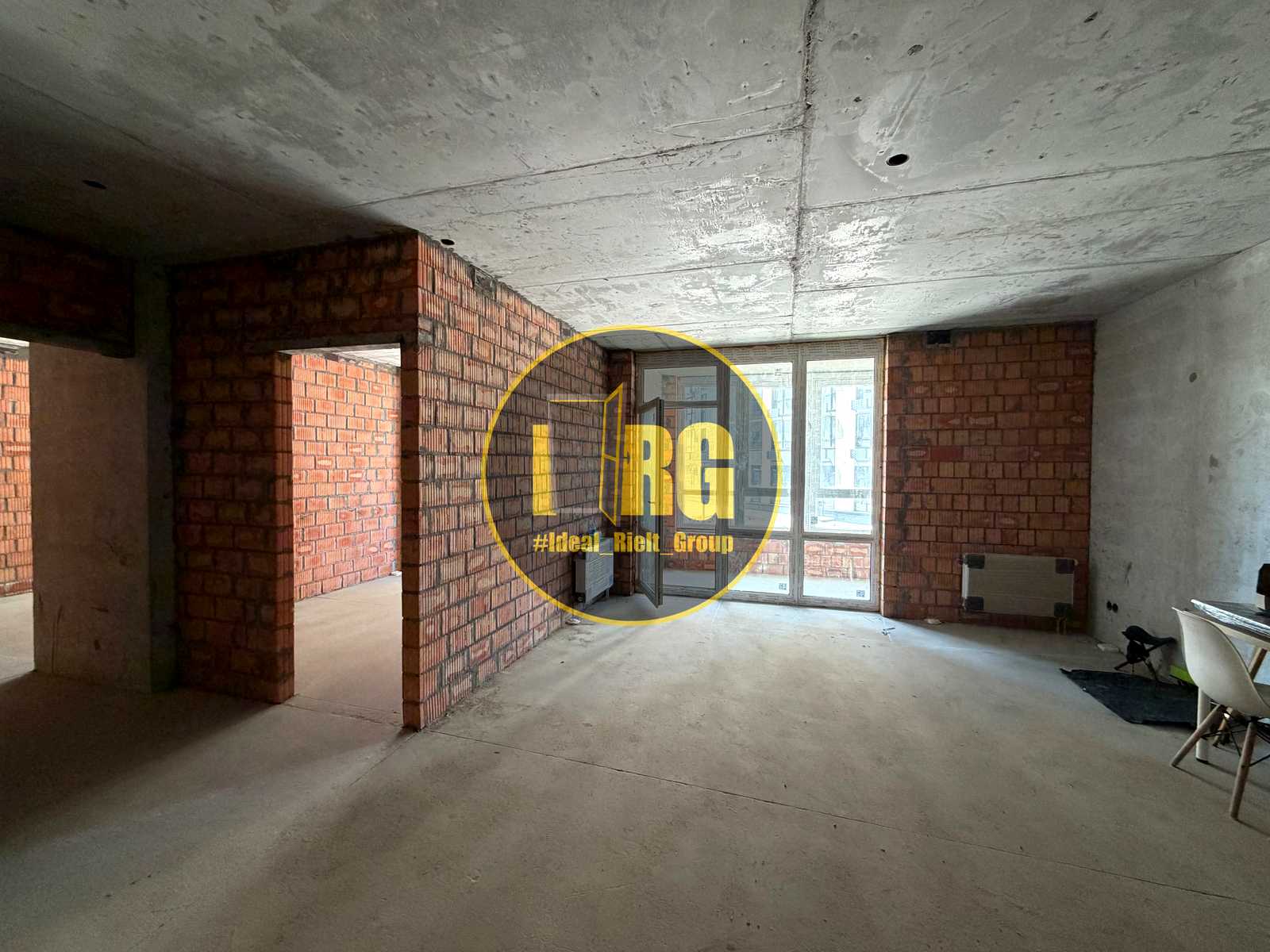 1866345316076955