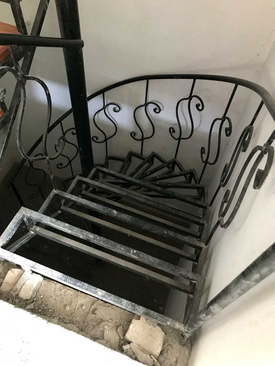 1866349476130768