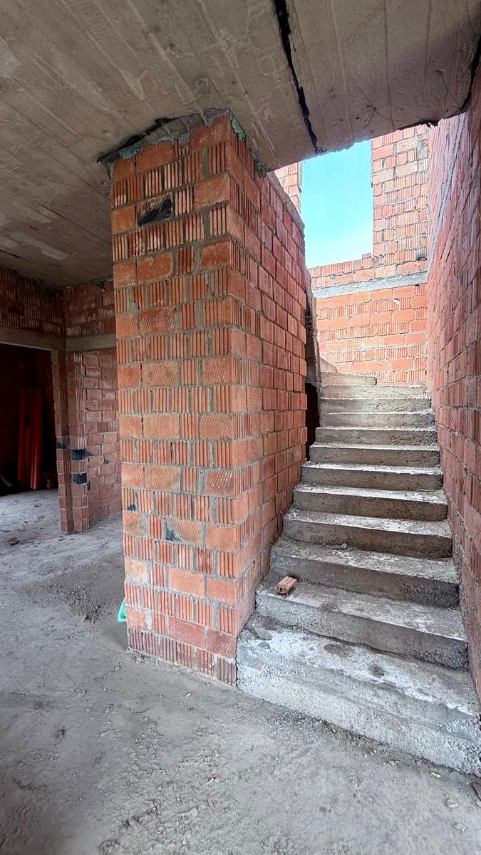 1866351479591913