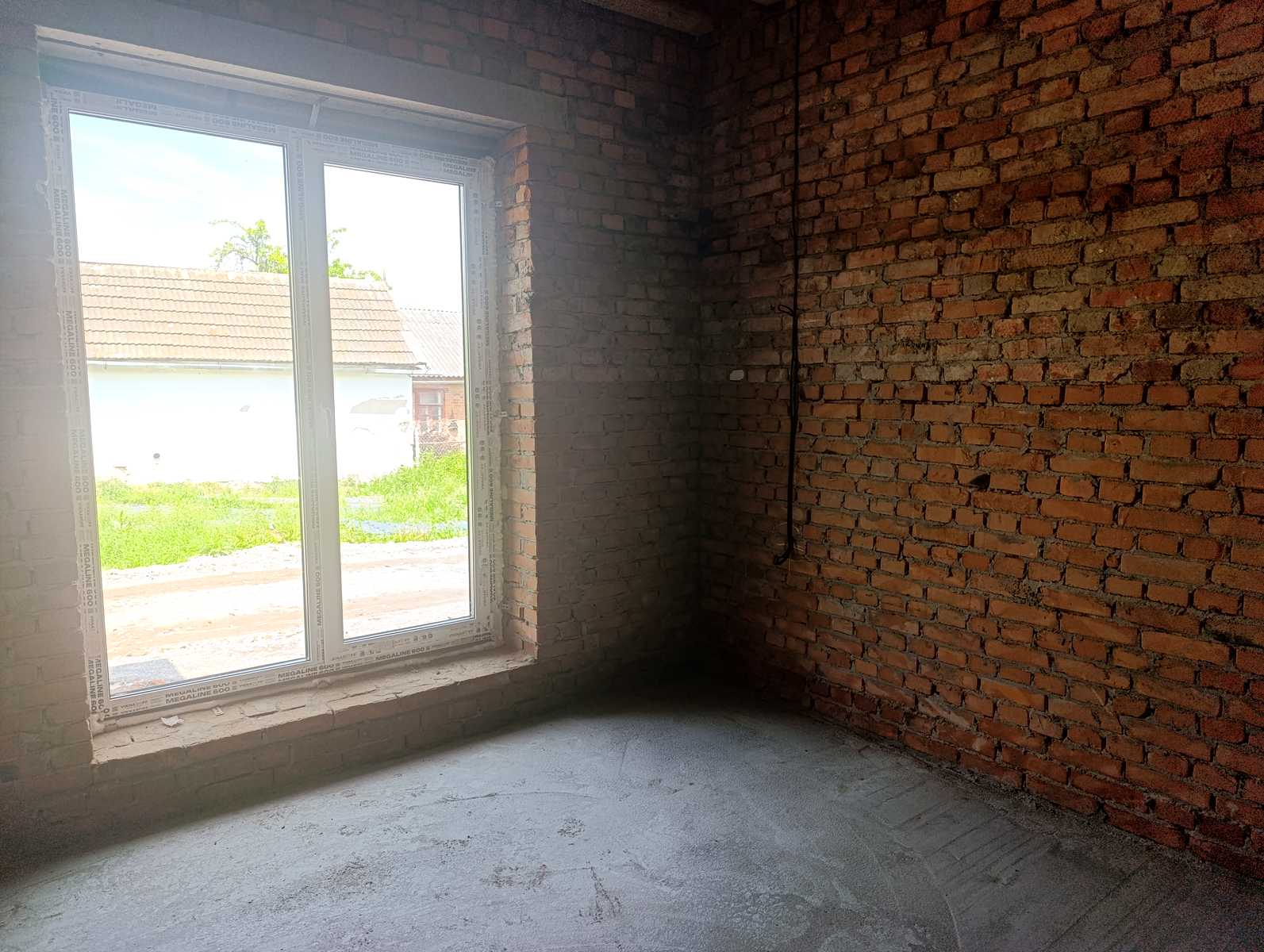 1866356613809814