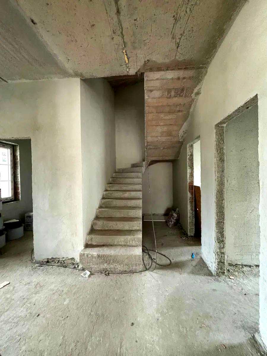 1866362280875924