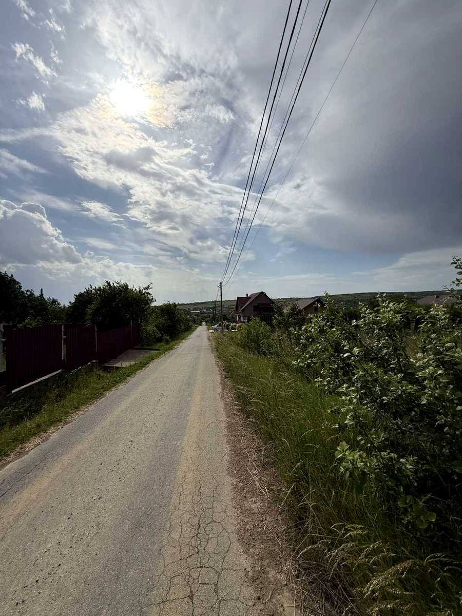 1866369724505804