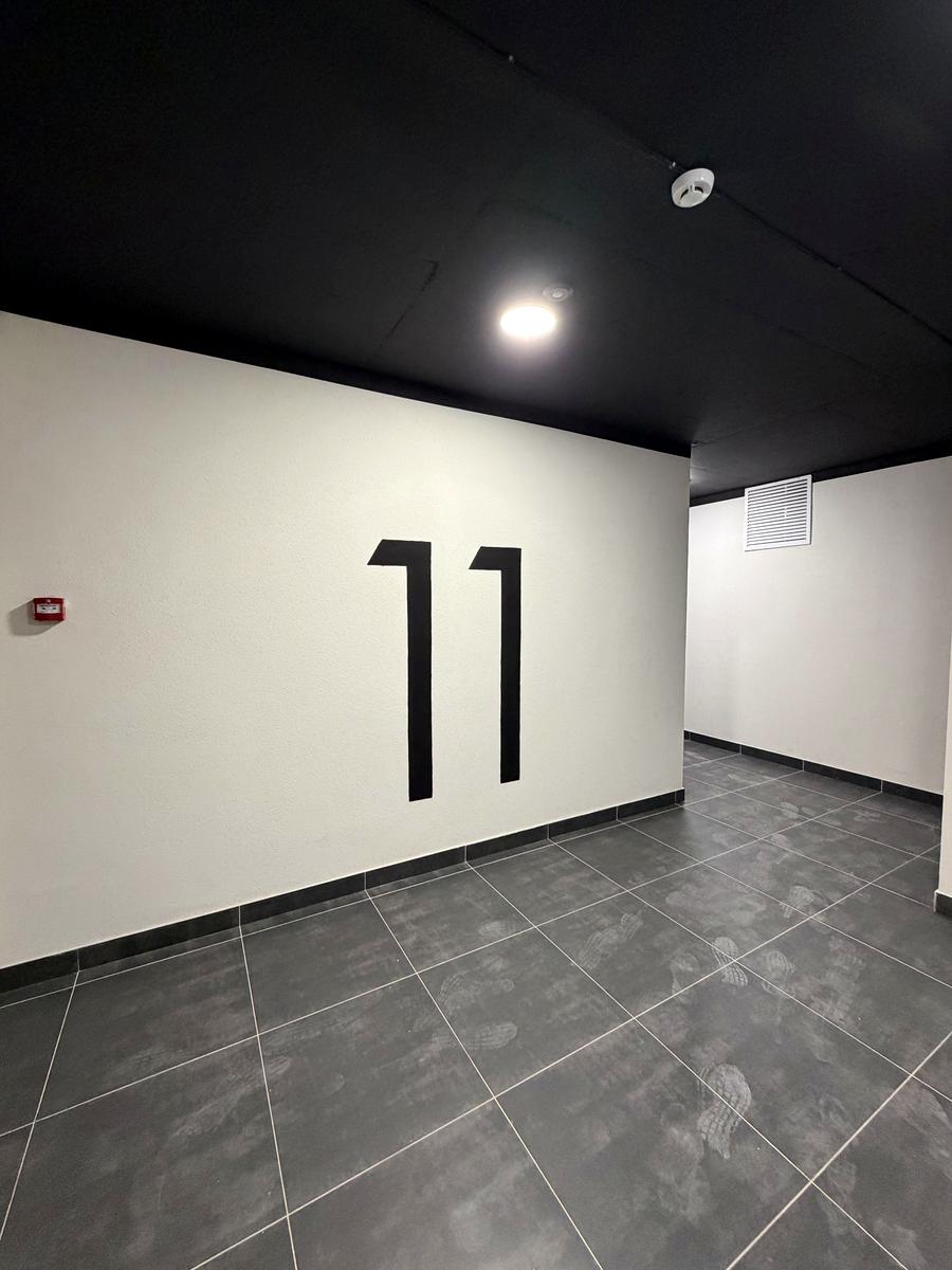 1866371878913366
