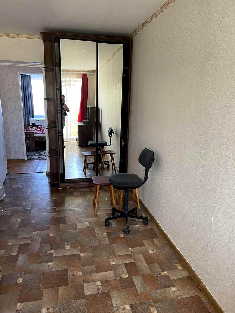 1866415231800533