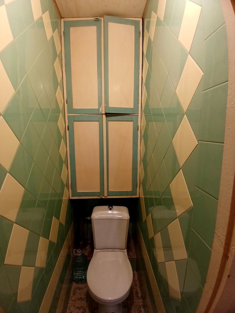 1866420221260321