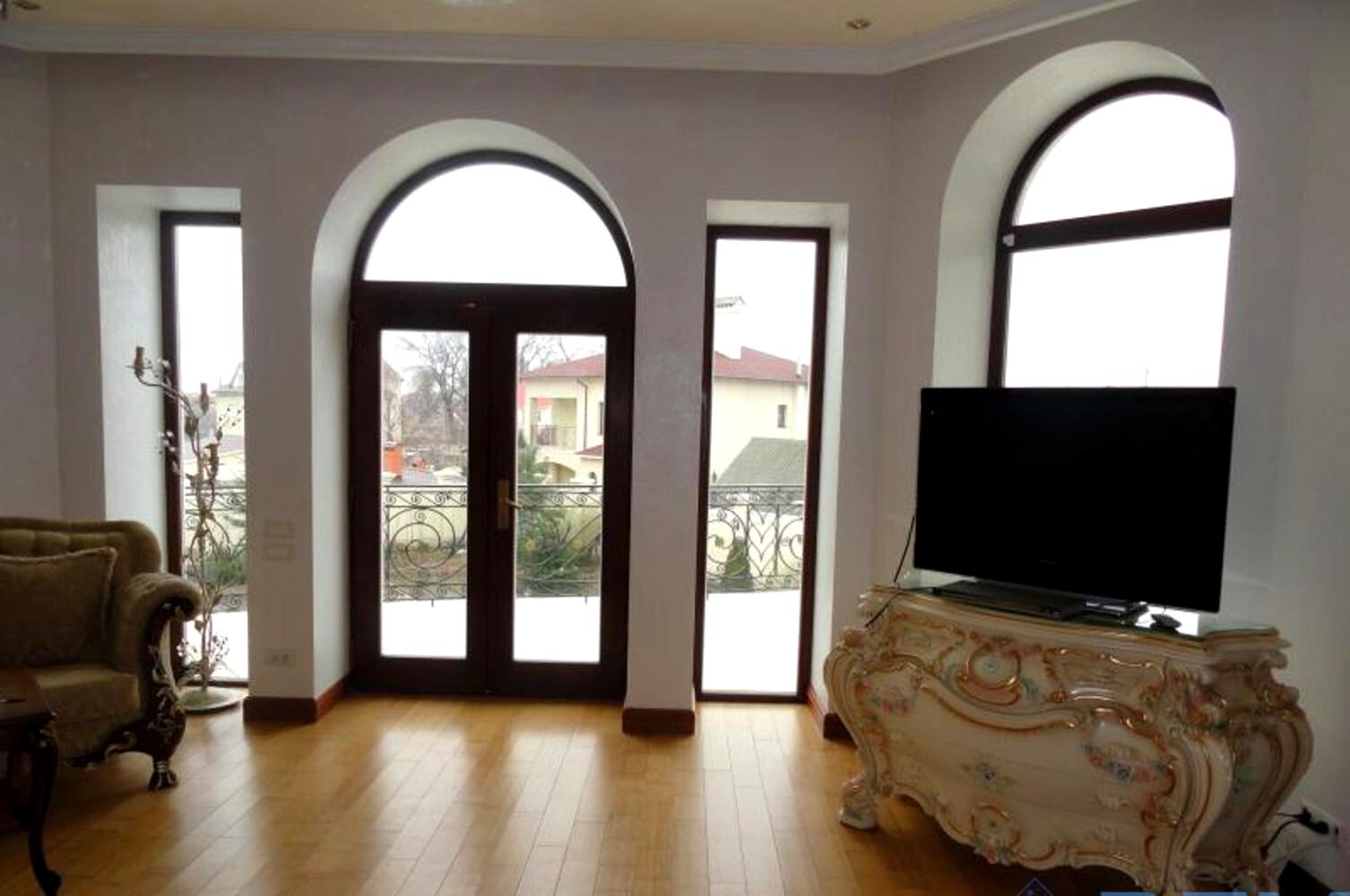 Будинок за адресою вул. Айвазовського (площа 770 м²) - фото 8 Будинок за адресою вул. Айвазовського (площа 770 м²) - Atlanta.ua - фото 8
