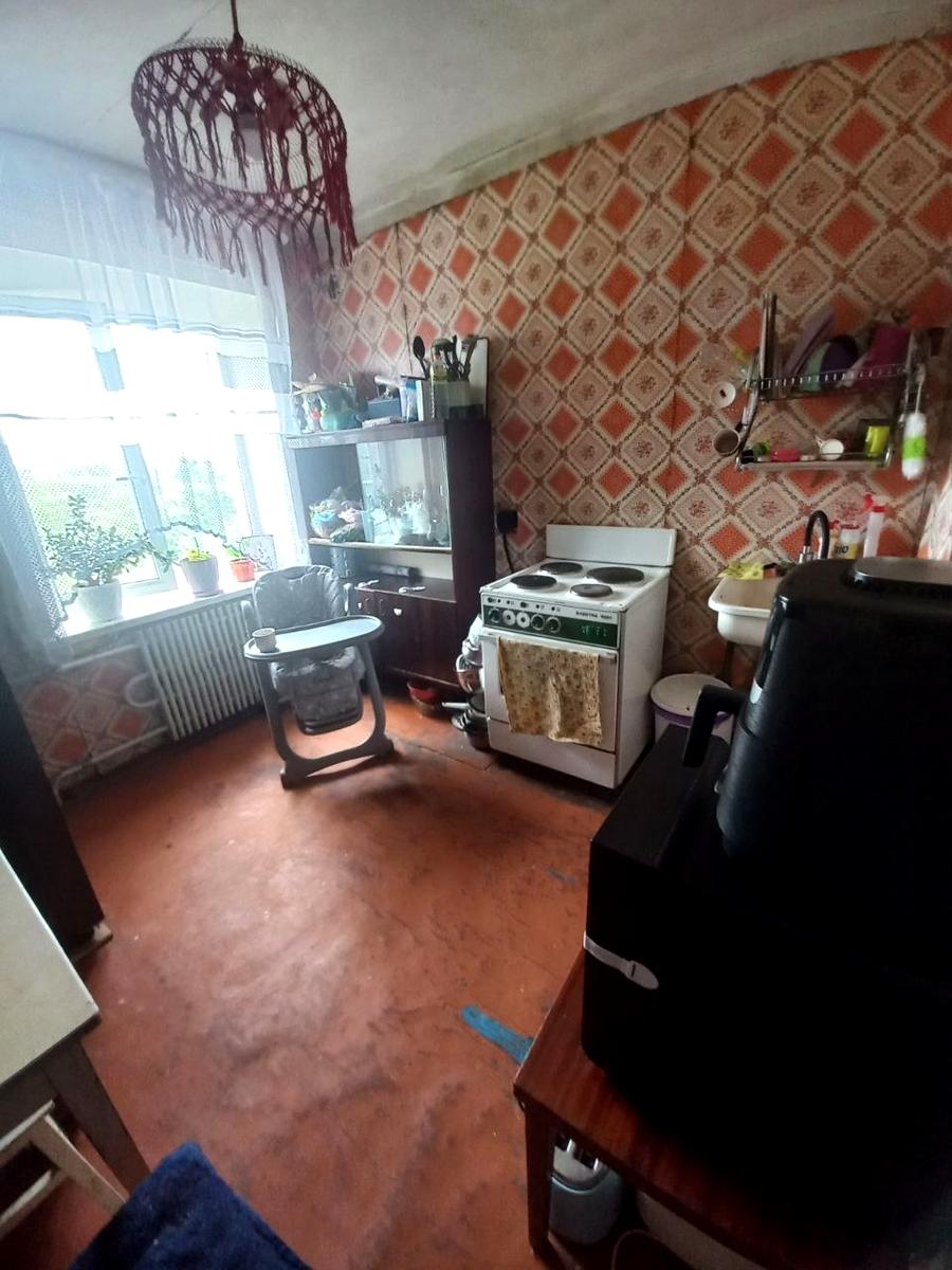 1866426780745679