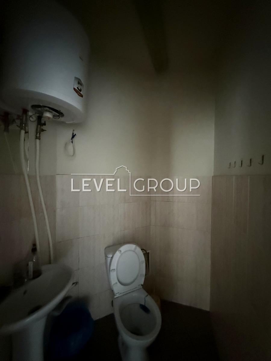 1866428305048604