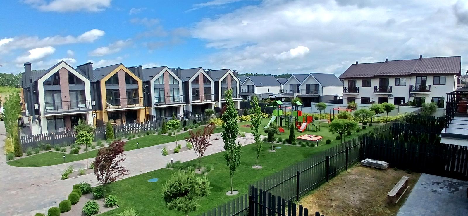 1866428762863164