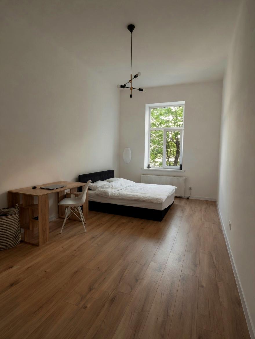 1866428849700677