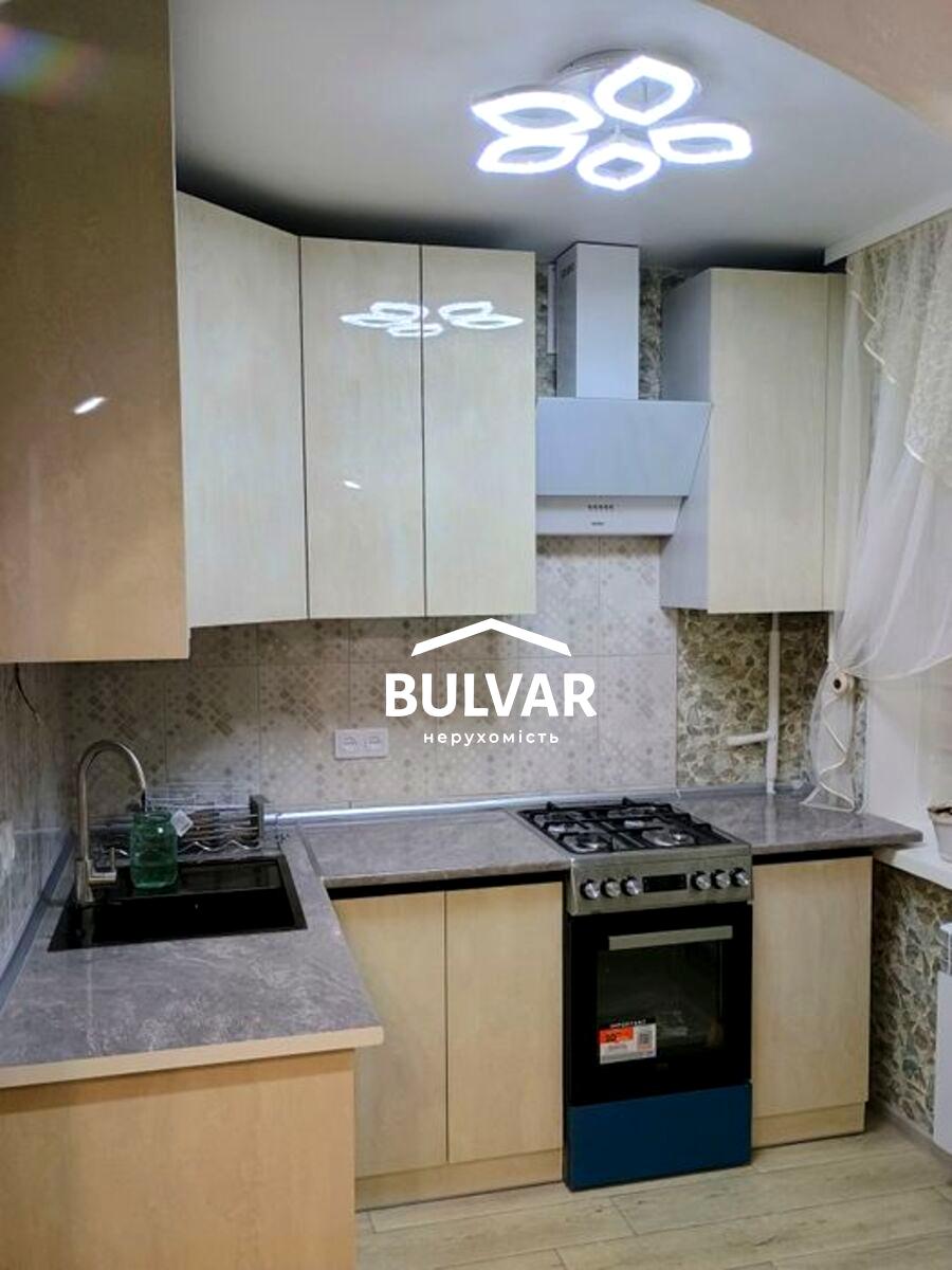 1866429153085565