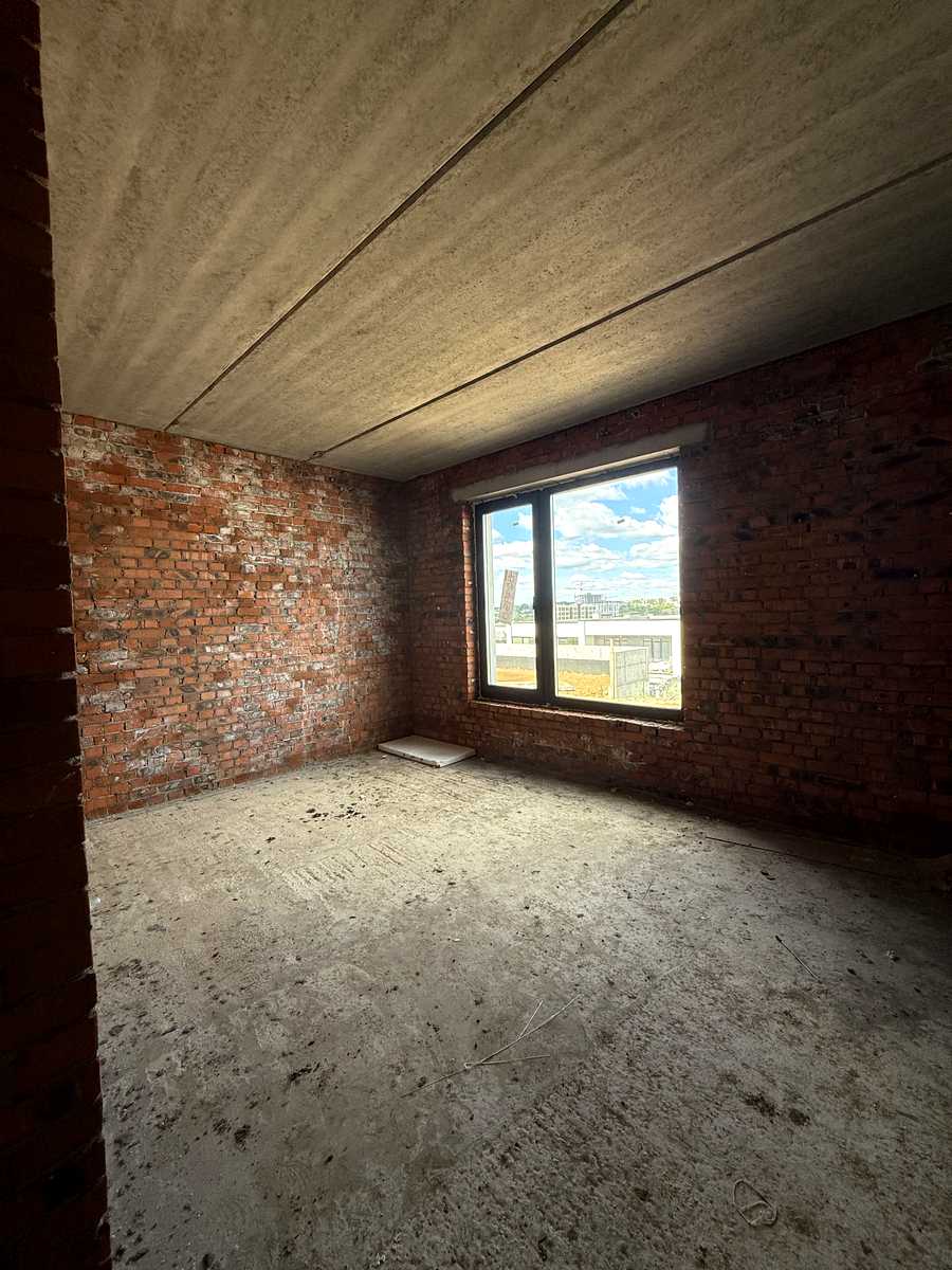 1866429438376035