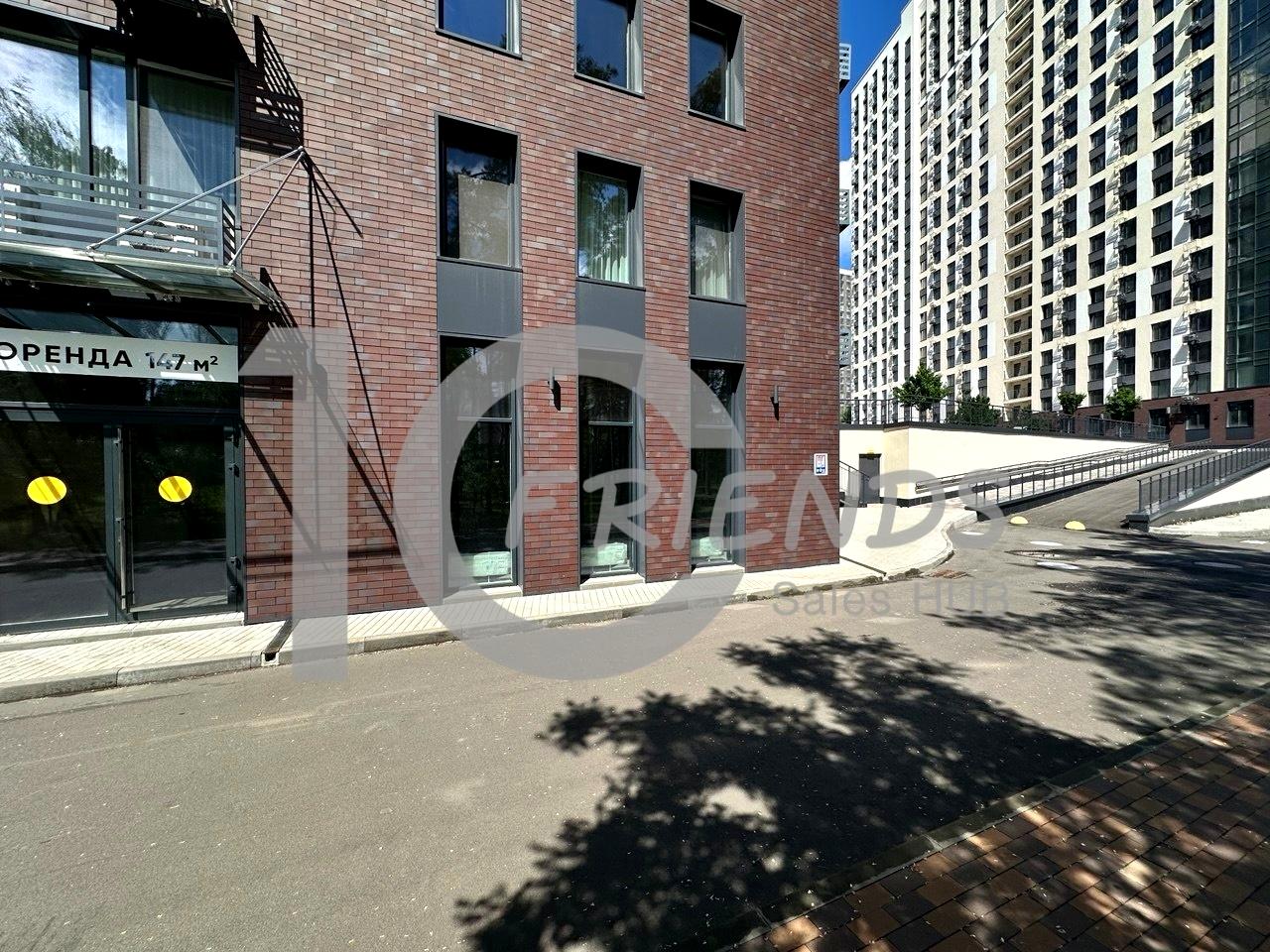 1866431778164312
