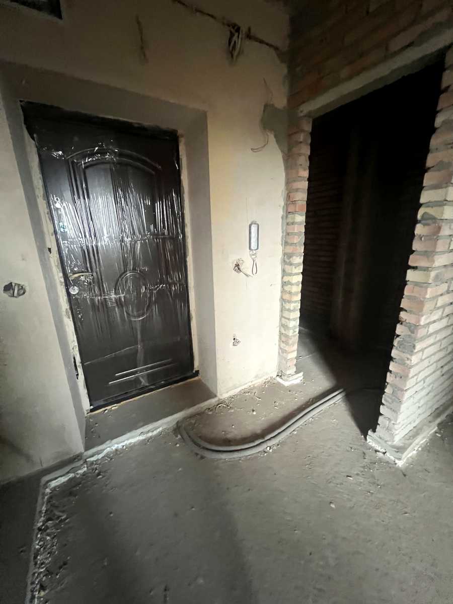 1866436957416510