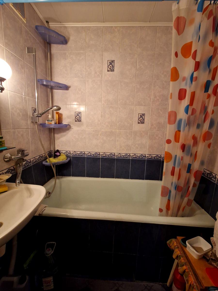 1866437433947531