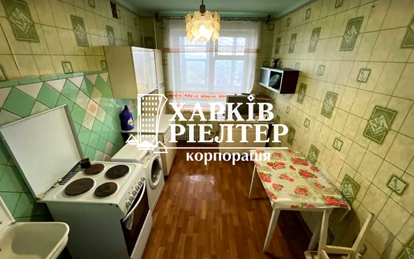 1866438147851041