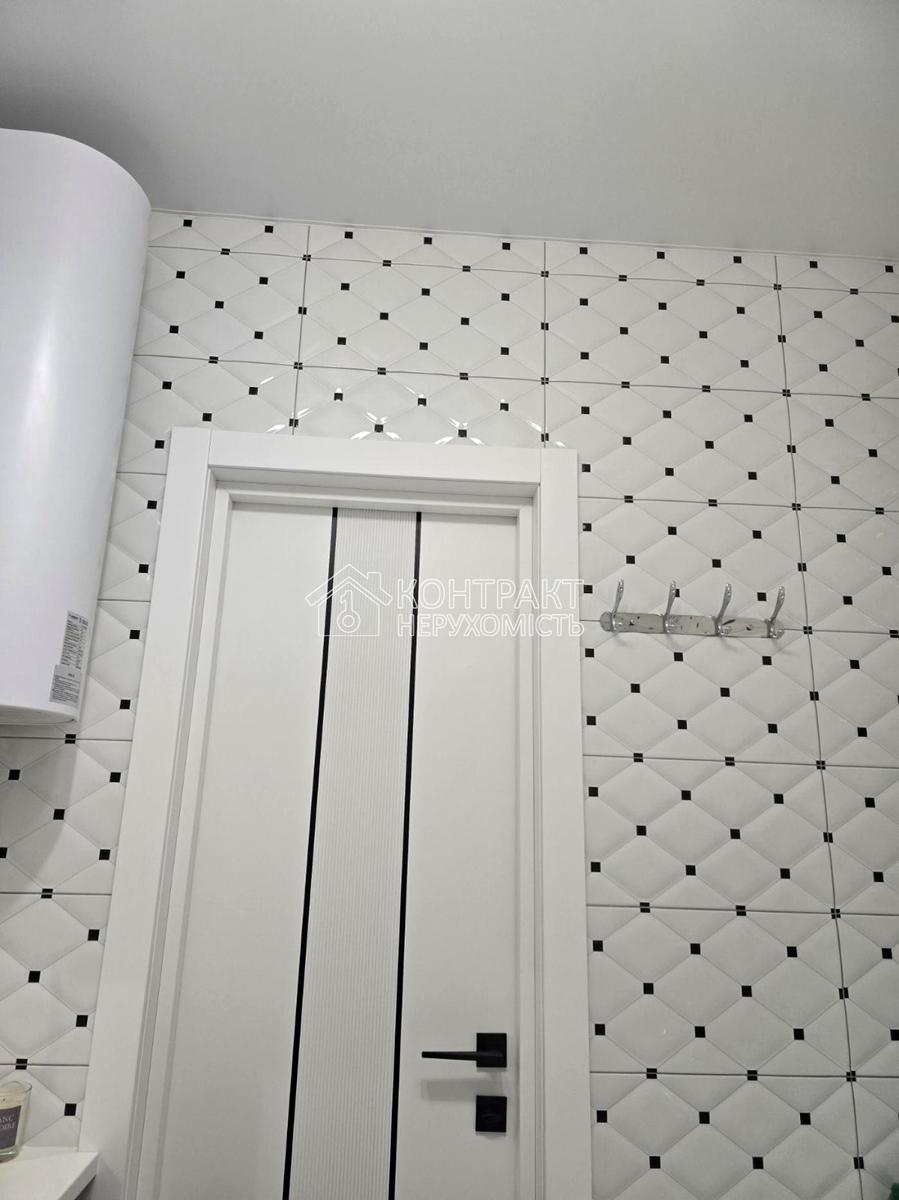1866440803275686