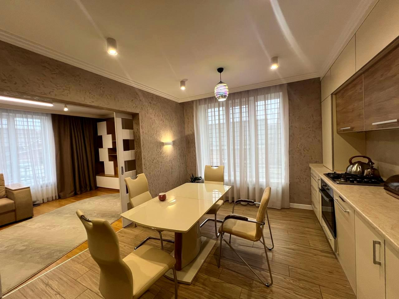 1866442002086023
