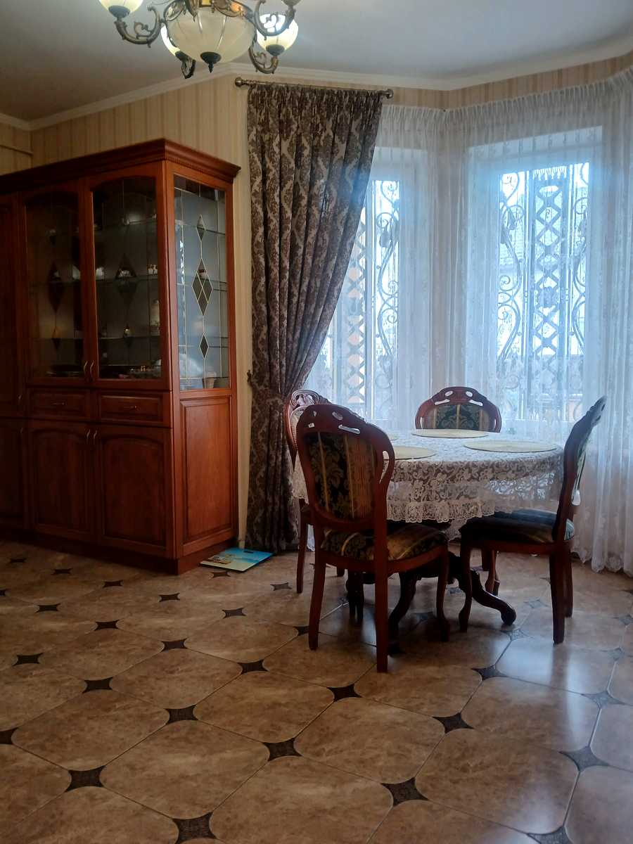 1866461523639770