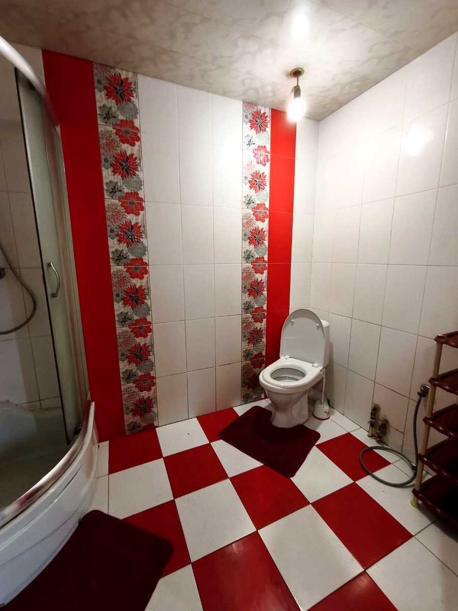 1866469720416284