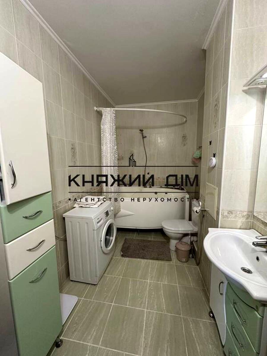 1866506512746926