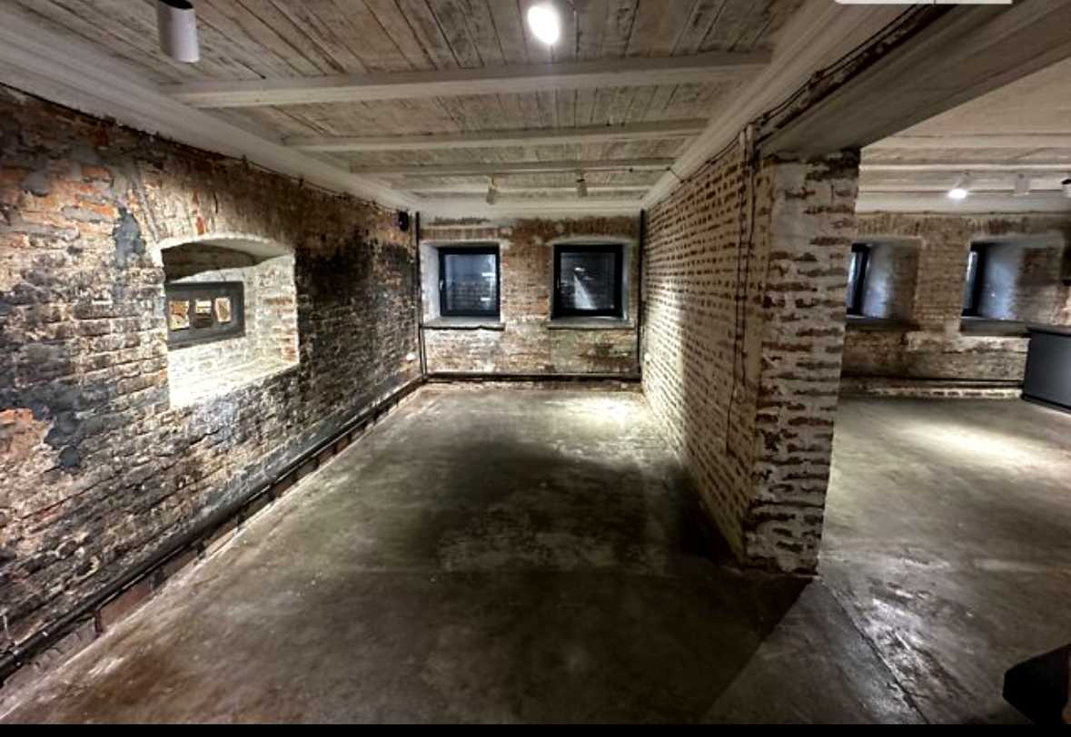 1866512749556359