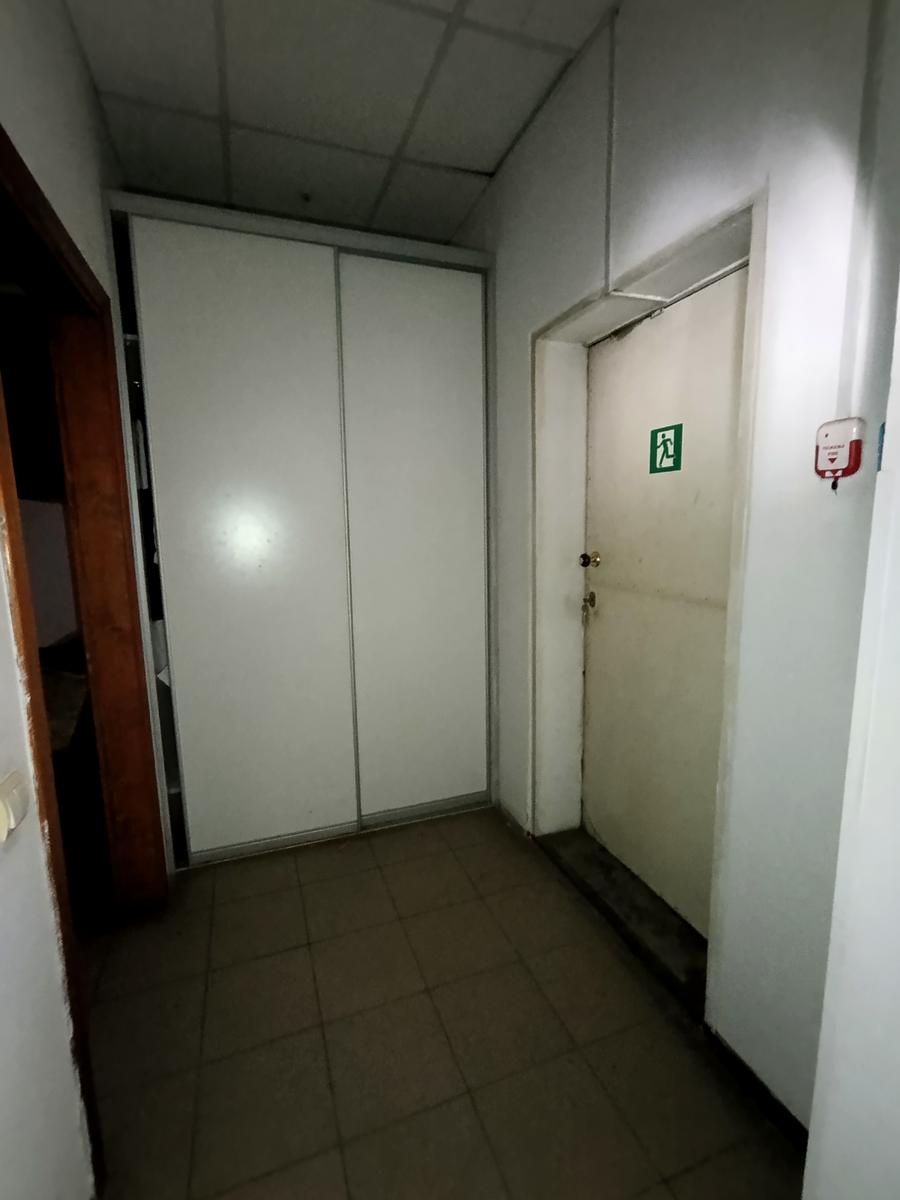 1866513439981654
