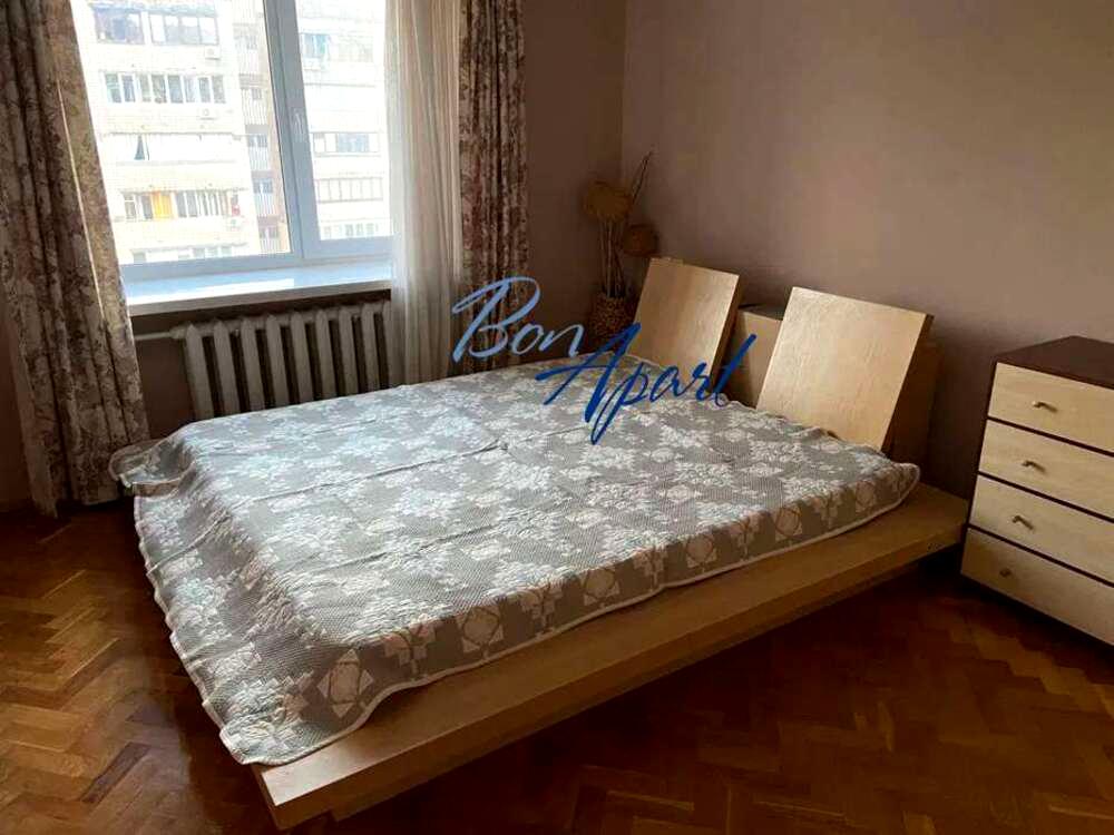 1866516269946346