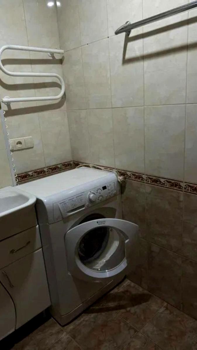 1866529292609668